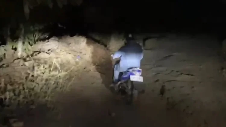 Hadiri “Ngarumat Lembur” di Tamansari, Diky Candra : Prihatin Jalan Rusak