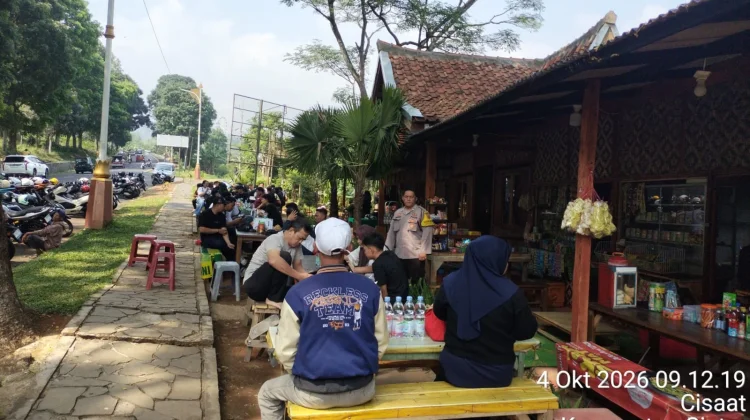 Sunmori di Ciater, Polisi Jalancagak Ngopi Bareng Pengendara Jaga Wisata