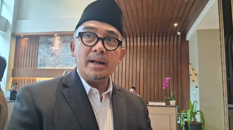 Jelang Musim Hujan, Pemkot Bandung Kerahkan Wilayah Bersihkan Saluran Air