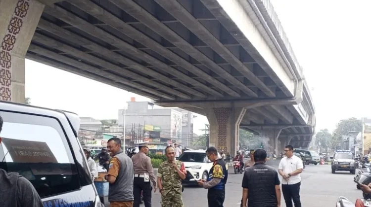 Pria Meninggal Usai Terjatuh dari Flyover Kopo Bandung, Diduga Bunuh Diri