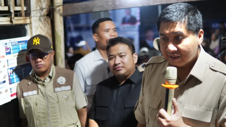 Bupati Subang dan Menteri PKP Blusukan, Bedah Rumah dan Resmikan Rusun untuk Santri