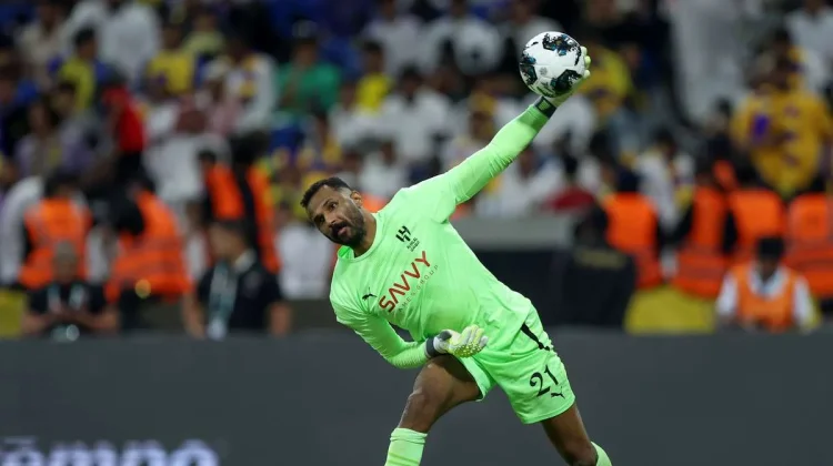 Mohammed Al-Owais Cetak Sejarah di Piala Teluk