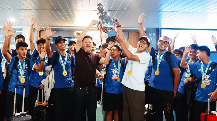 Persib U15 Disambut Meriah usai Juara Piala Soeratin 2026 - RRI.co.id