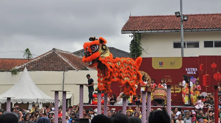 Ini Lokasi dan Jadwal Pertunjukan Barongsai di Bandung