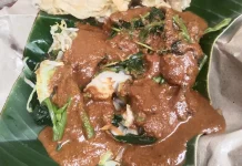 Lontong Pecel : Makanan Tradisional yang Masih Disuka