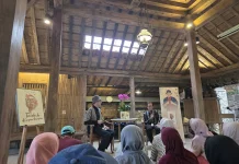 Panji Sakti Merilis Buku 'Tasbih Kupu - Kupu'