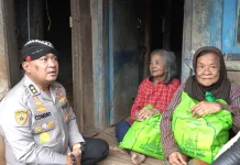 Biro SDM Polda Jabar Bedah Dua Rutilahu Milik Lansia di Nagreg