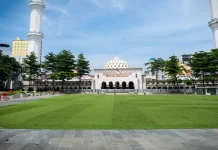 Pemkot Bandung Kaji Wakaf Masjid Agung Sejumlah Regulasi