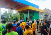 Kerja Bakti Kodim 0618 Bersama Warga Bandung Kulon