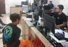 Warga Banjarwangi, Amankan Pencuri HP