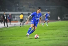 Sempat Berbenturan dengan Pemain Persebaya, Kondisi Sergio Castel Aman
