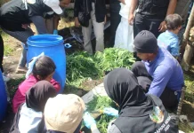 Edukasi Warga Subang Olah Limbah Jadi Pupuk Organik