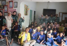 IKMA-UT Jabar Gelar Bakti Sosial di Yayasan Pejuang Kanker Ambu