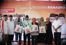 Buka Bersama, Warga Pasirlangu Menata Harapan bersama Iwan Suryawan dan PKS