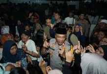 Kapolda Jabar Buka Bersama Komunitas Penyanyi Jalanan Bandung