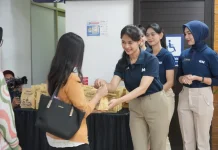 Selama Angkutan Lebaran, KAI Bandung Berikan Takjil Gratis
