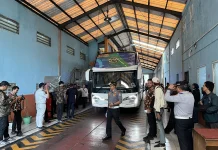 Dishub Cimahi Periksa Dokumen Kendaraan Bus Program Mudik Gratis 2026