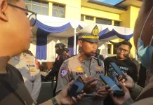 Petugas Tindak Tegas Truk Melintas Jalur Mudik