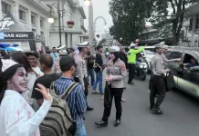 Polrestabes Bandung Siagakan Patroli Motor “Senyum”, Urai Kepadatan Lalu Lintas