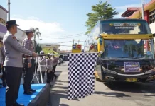Polresta Bandung Berangkatkan 3 Bus Mudik Gratis, Mudik Aman, Keluarga Bahagia