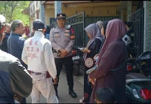 Tagih Janji Paket Lebaran, Puluhan Warga Geruduk Rumah Bos Arisan