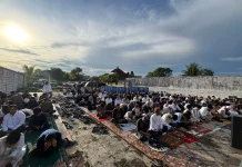 Ratusan Jemaah di Mangkubumi Tasikmalaya Rayakan Idul Fitri lebih Awal