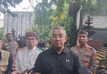 Pemkot Bandung Angkut Sampah Setiap 3 Jam di Libur Lebaran
