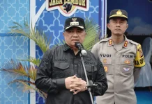 Pemkab  Tertibkan Pedagang Musiman di Kota Garut