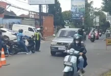 Arus Wisata Lembang Meningkat, Polisi Terapkan One Way Sepenggal
