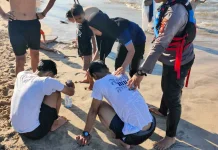 Tim SAR Selamatkan 4 Wisatawan Terseret Ombak Karangpapak