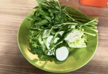 Lalapan : Sayuran Bagian dari MasyarakatSunda