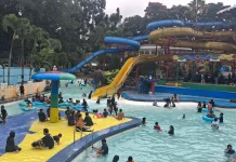 Libur Lebaran, Ribuan Wisatawan Serbu Karang Setra Waterland