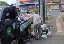 Selama Musim Lebaran, Volume Sampah di Kota Tasikmalaya Naik hingga 50 Ton