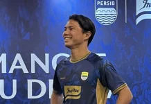 Jupe Soroti Semangat dan Perkembangan Pemain Muda Persib di Super League 2025/2026
