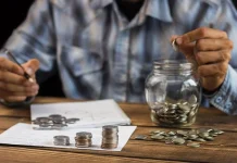 Strategi Finansial Aman Usia 50 Tahun