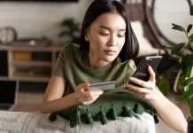 Kepribadian Orang yang Suka Menghapus Chat Menurut Psikolog