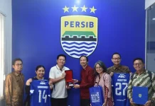 Diplomat Kemlu RI Sambangi Markas Maung Bandung