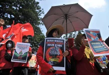 Belasan Ribu Buruh di Jabar Terkena PHK, Mayoritas Dari Industri Otomotif