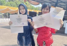 Atas Prestasinya Nay Sunda Diberi Penghargaan di HUT Subang