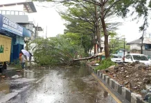 Diskarmatan Bandung Siagakan 85 Petugas 24 Jam Hadapi Cuaca Ekstrem