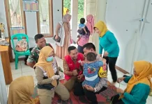 Cegah KLB Campak, Polres Garut Gelar Imunisasi Serentak