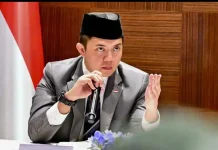 Seskab Teddy Tegaskan Pemerintah Tetap Fokus Bekerja untuk Rakyat
