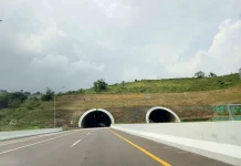 KM 207 A Tol Cisumdawu Retak, akibat Hujan Deras