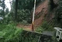 Longsor di Gunung Gelap, Timbun Akses Jalan