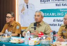Wali Kota Bandung Lakukan Penanganan Jalan Rusak di Kawasan Panjunan