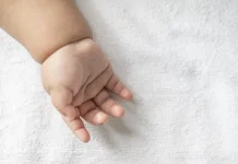 Warga Dikejutkan Penemuan Jasad Bayi Perempuan di Sungai Citepus Bandung