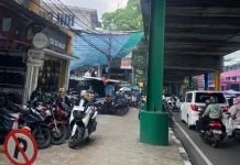 Memulihkan Fungsi Trotoar bagi Pejalan Kaki