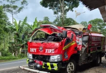 Mobil Pemadam Kebakaran Cianjur Terguling saat menuju TKP