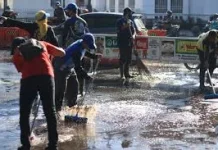 Dishub Bandung Gelar Korve Bersih Sampah di Pameungpeuk