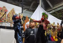 Dalang Cilik Aden Azka Astroberi Putra Jadi Pembuka Suluk Hijrah Mahjura